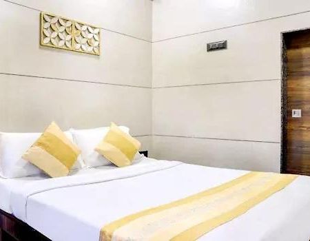 Hotel Amrita Mogappair Chennai Exterior photo